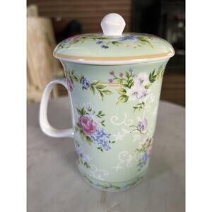 Ashdene Fine Bone China Cup With Lid